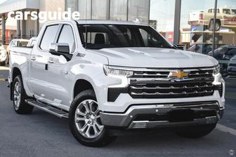 White 2026 Chevrolet Silverado Crew Cab Pickup 1500 Ltz Premium