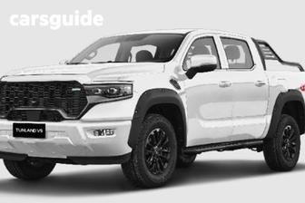 Silver 2025 Foton Tunland Dual Cab Pick-up V9-S (4X4)