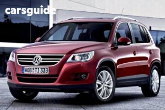 Silver 2010 Volkswagen Tiguan Wagon 125 Tsi
