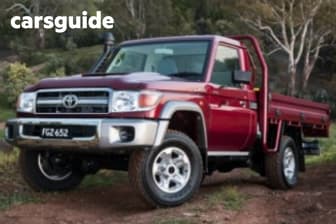 White 2017 Toyota Landcruiser Cab Chassis Gxl (4X4)