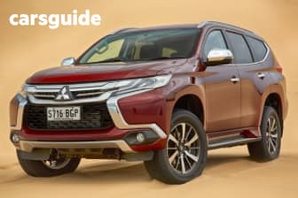 White 2017 Mitsubishi Pajero Sport Wagon Glx (4X4) 5 Seat