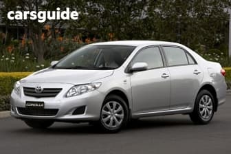 White 2008 Toyota Corolla Sedan Ascent