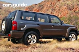 White 2014 Nissan Patrol Wagon St (4X4)