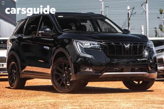 Black 2024 Mahindra XUV700 Wagon Black Edition