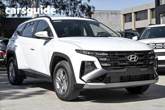 White 2026 Hyundai Tucson Wagon (Fwd)