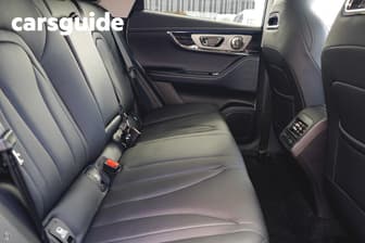 White 2026 Chery E5 Wagon Ultimate