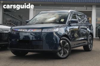 Blue 2026 Jaecoo J5 Wagon Summit Ev
