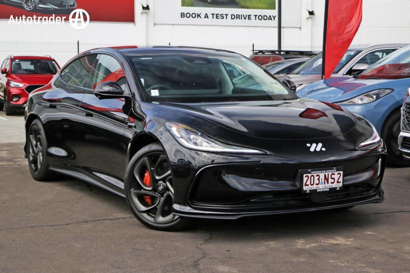 Black 2025 MG Im5 Sedan Performance