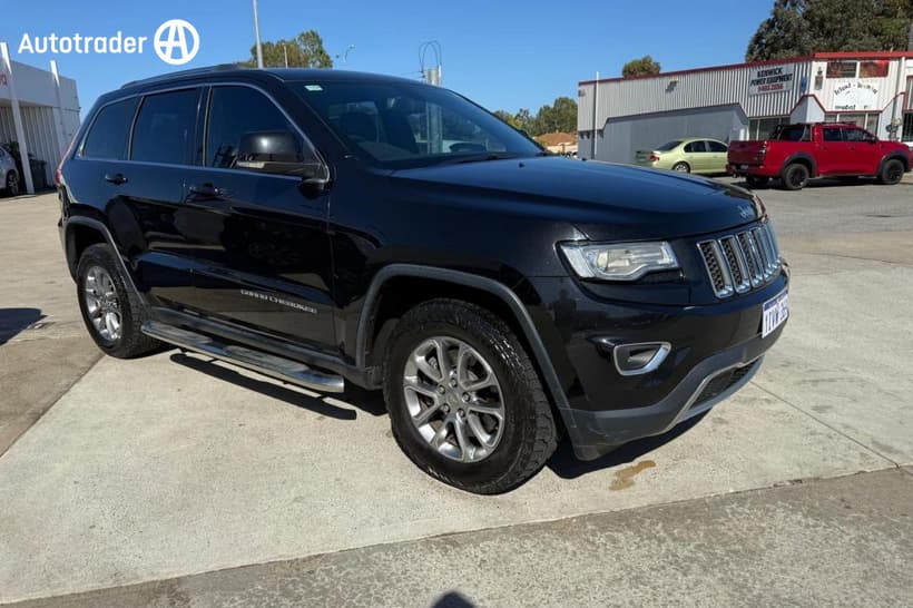 Black 2015 Jeep Grand Cherokee Wagon Laredo (4X2)