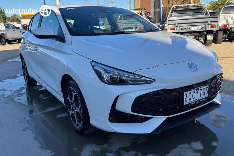 White 2025 MG MG3 Hatchback Essence