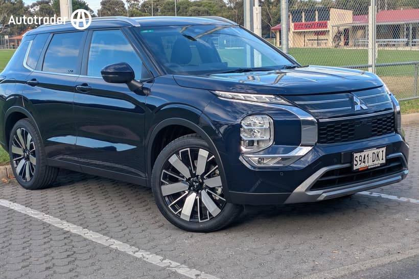 Blue 2025 Mitsubishi Outlander Wagon Aspire 7 Seat (2Wd)
