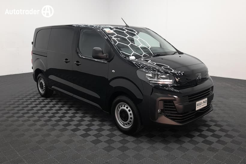 Black 2025 Peugeot Expert Van Pro Long
