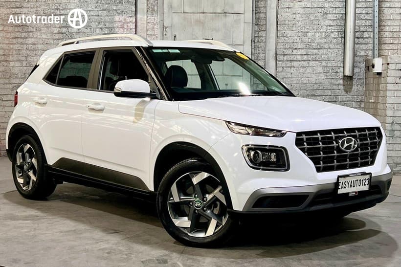 White 2021 Hyundai Venue Wagon Elite ((Sunroof)