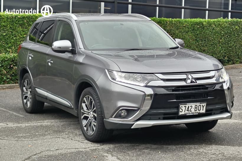 Grey 2017 Mitsubishi Outlander Wagon Ls (4X2)