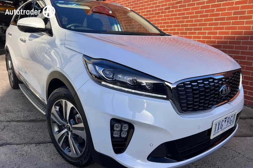 White 2017 Kia Sorento Wagon Gt-Line (4X4)
