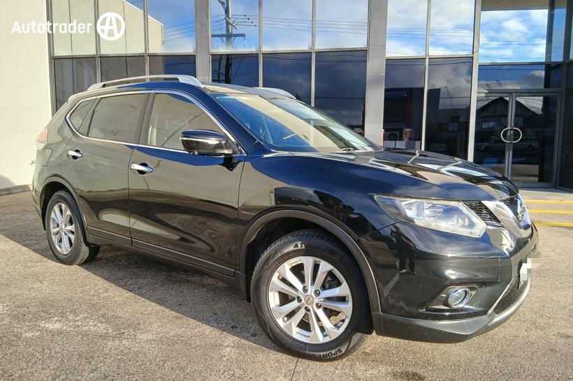 Black 2015 Nissan X-Trail Wagon St-L (Fwd)