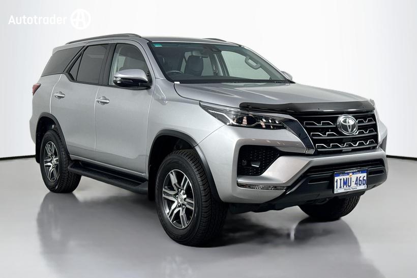 Silver 2024 Toyota Fortuner Wagon Gxl