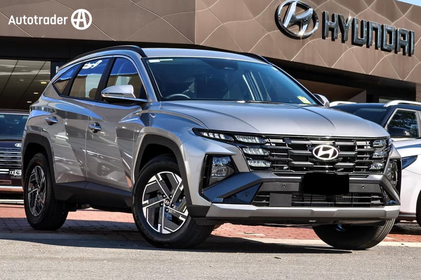 Silver 2026 Hyundai Tucson Wagon Hybrid (Fwd)
