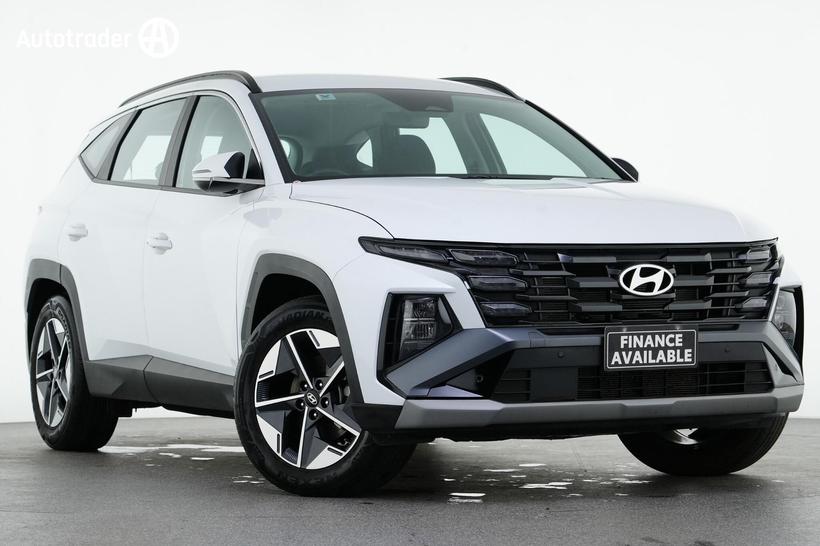 White 2024 Hyundai Tucson Wagon (Fwd)