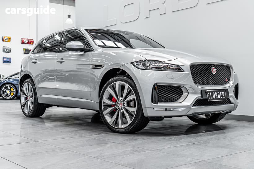 Silver 2016 Jaguar F-Pace Wagon 30D S