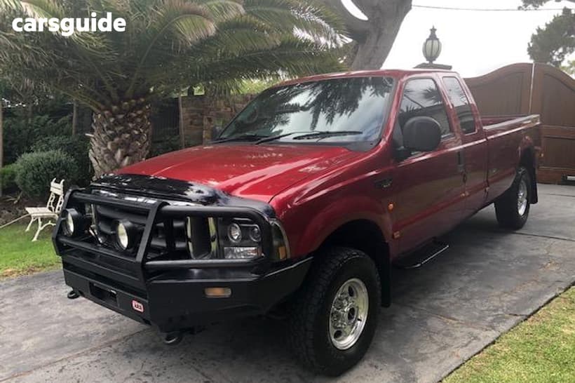 Grey 2004 Ford F250 Super Cab Pickup Xlt (4X4)