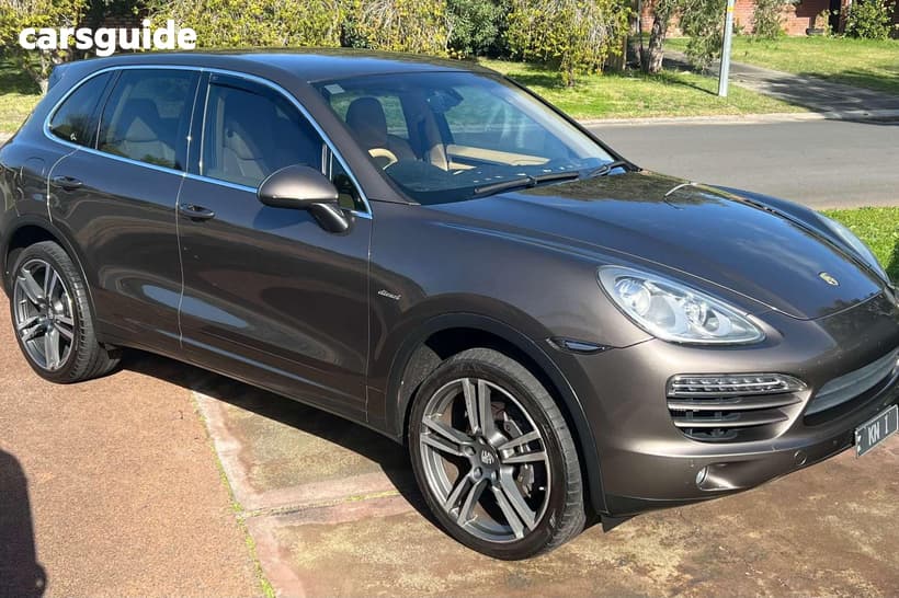 Brown 2011 Porsche Cayenne Wagon Diesel