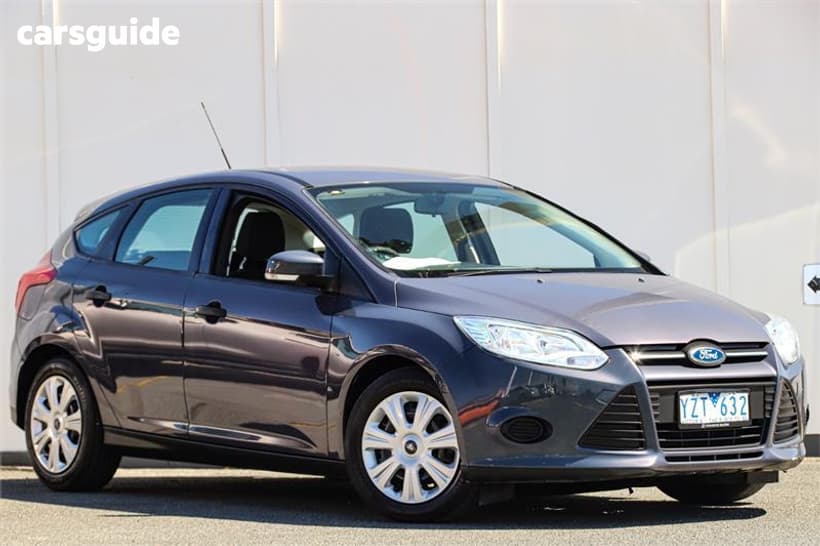 Grey 2011 Ford Focus Hatchback Ambiente