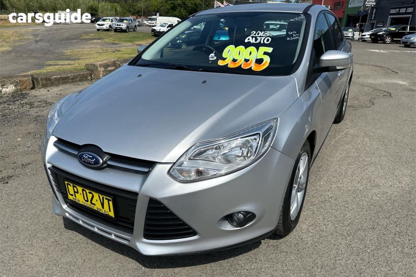 Silver 2013 Ford Focus Hatchback Trend