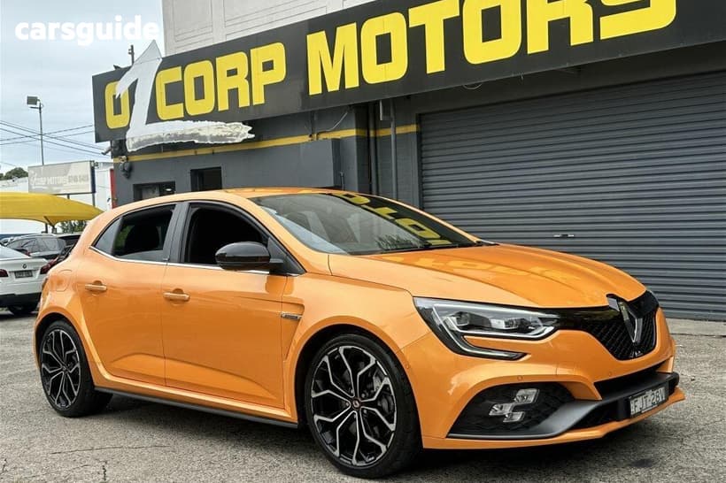 Orange 2018 Renault Megane Hatchback Rs 280