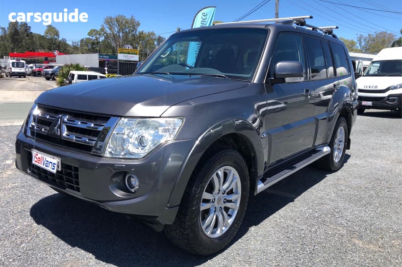 Grey 2013 Mitsubishi Pajero Wagon Vr-X Lwb (4X4)