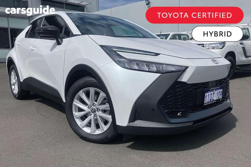 White 2024 Toyota C-HR Wagon Gxl Hybrid
