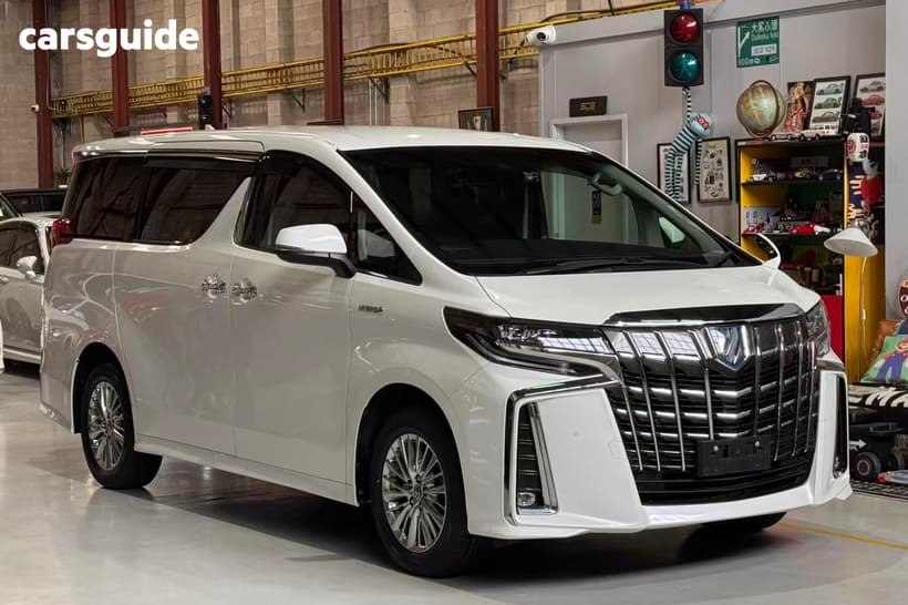 White 2020 Toyota Alphard Wagon S