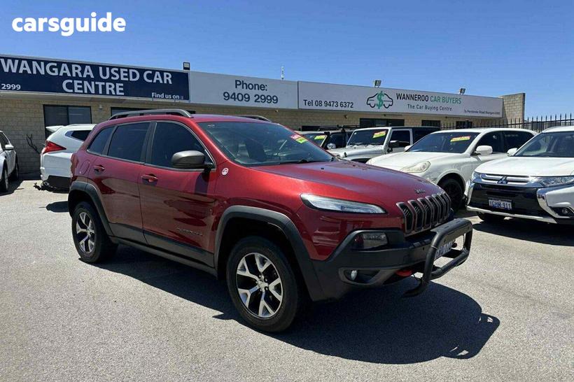 Red 2015 Jeep Cherokee Wagon Trailhawk (4X4)
