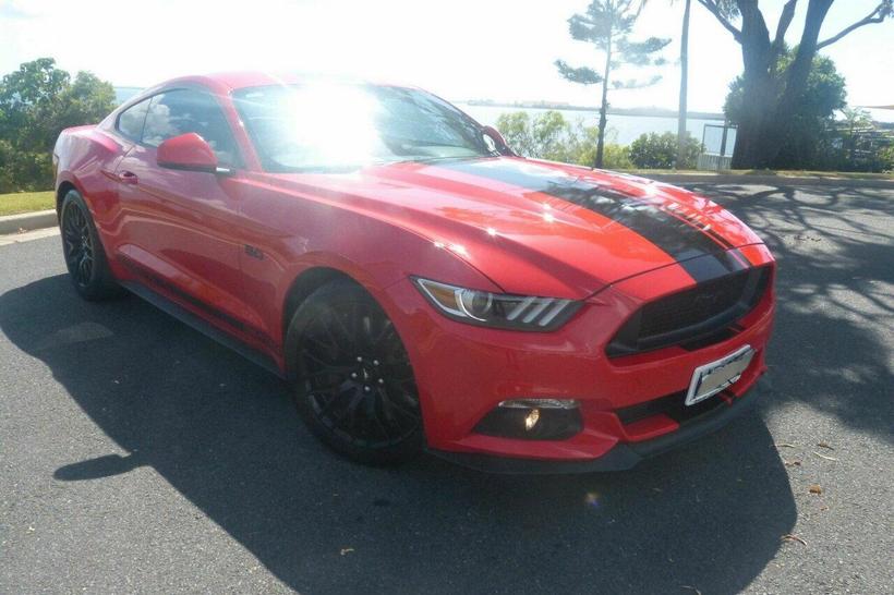 Red 2015 Ford Mustang Coupe Fastback Gt 5.0 V8