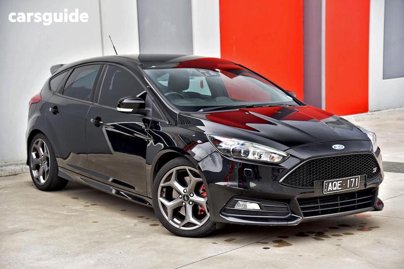 Black 2017 Ford Focus Hatchback St2