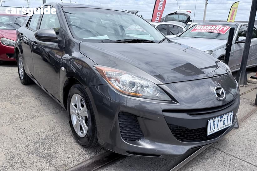 2013 Mazda 3 Hatchback Neo