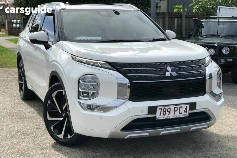 White 2021 Mitsubishi Outlander Wagon Exceed 7 Seat (Awd)