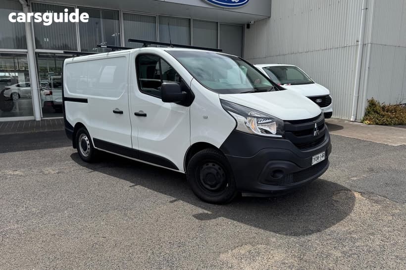 White 2020 Mitsubishi Express Van Glx Swb
