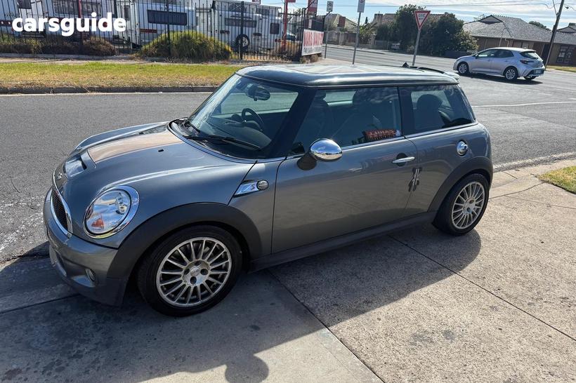 Grey 2009 Mini Hatch Hatch COOPER S CHILLI F