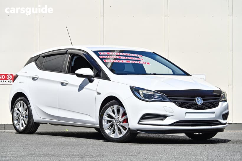 White 2018 Holden Astra Hatchback R