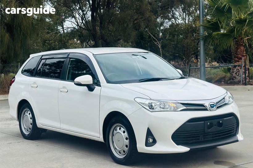 White 2021 Toyota Corolla SUV HYBRID EX