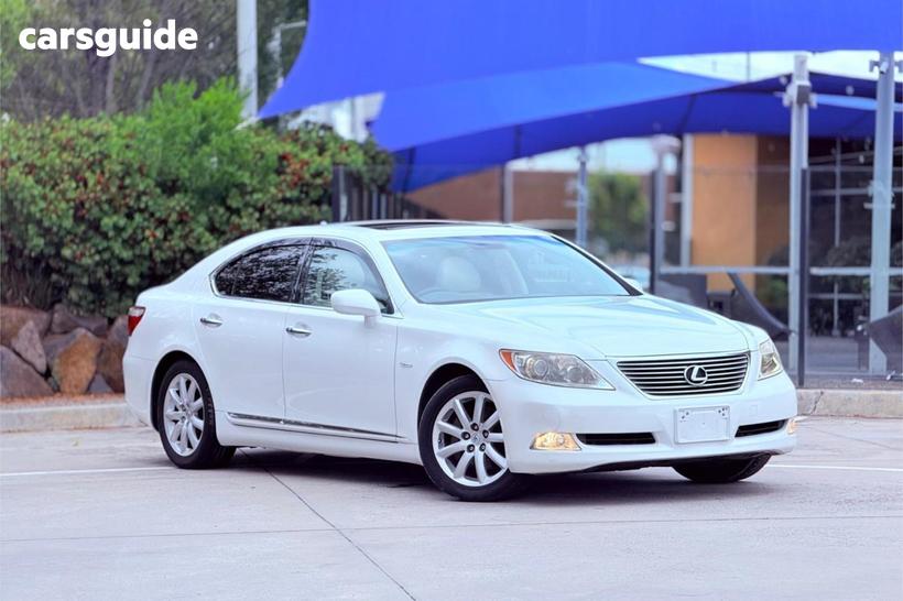 White 2006 Lexus LS430 Sedan