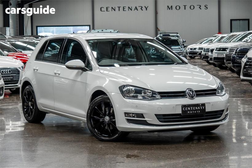 White 2015 Volkswagen Golf Hatchback 103 Tsi Highline