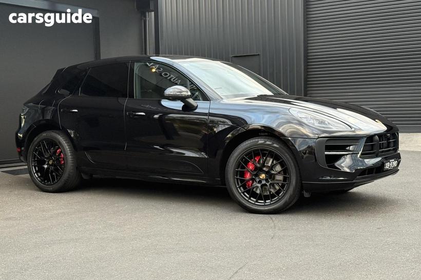 Black 2020 Porsche Macan Wagon Gts