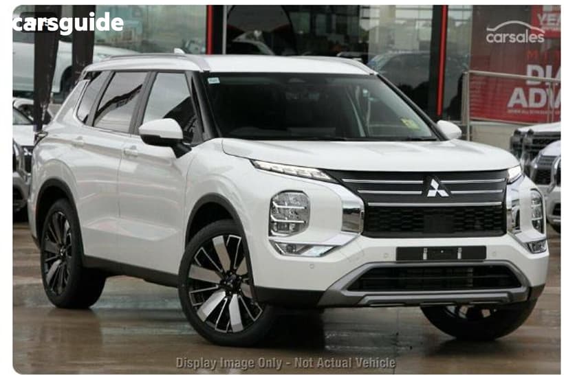 White 2025 Mitsubishi Outlander Wagon Aspire 7 Seat (Awd)