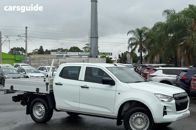 White 2021 Isuzu D-MAX Crew Cab Utility Sx (4X4)