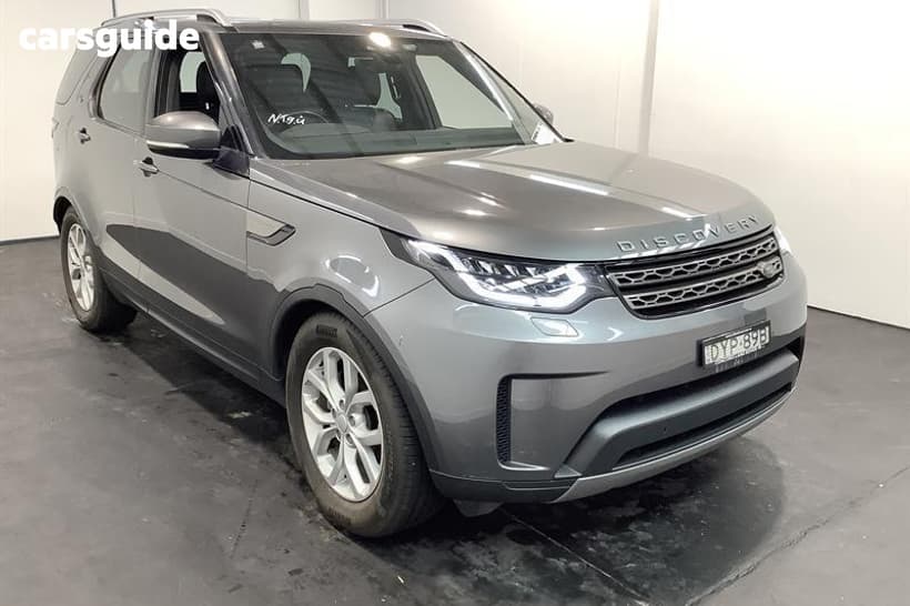 Grey 2018 Land Rover Discovery Wagon Td6 Se