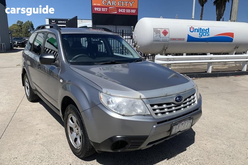 Silver 2011 Subaru Forester SUV X