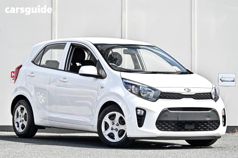 White 2018 Kia Picanto Hatchback S (Aeb)