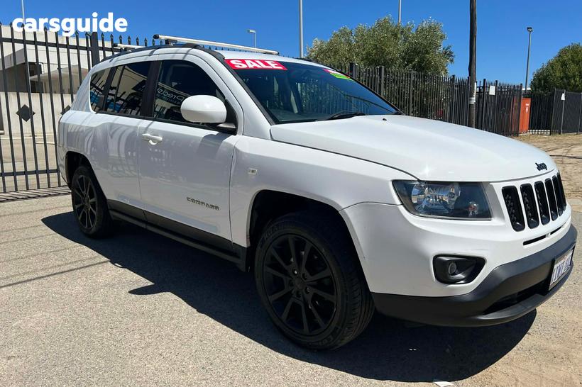 White 2016 Jeep Compass Wagon Limited (4X4)